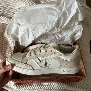 Brand New Vans Lowland Sneakers